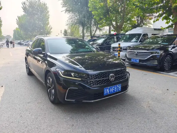 Volkswagen Passat 2023 Model Facelift 330TSI Starry sky Elite Edition – фото 3