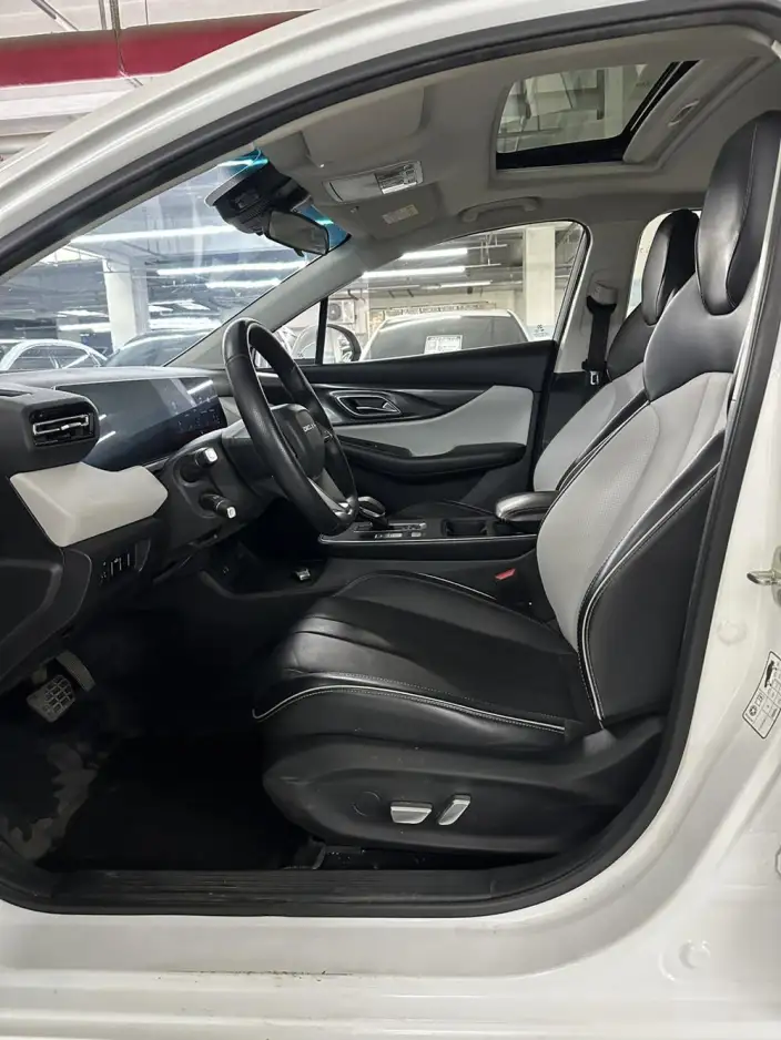 BAIC EU5 PLUS 2023 Model R500 Premium Edition – фото 7