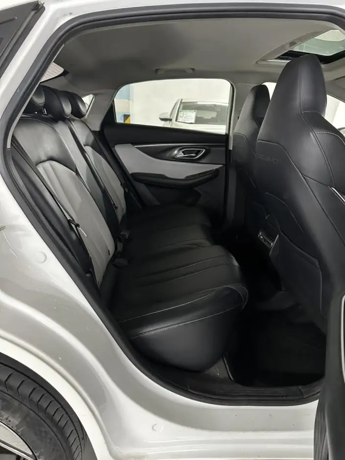 BAIC EU5 PLUS 2023 Model R500 Premium Edition – фото 10