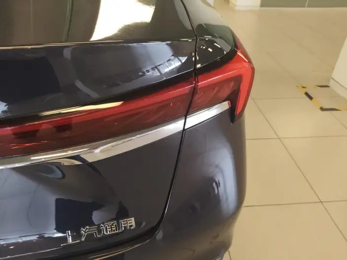 Buick LaCrosse 2023 Model 28T Automatic Yue Zun Edition – фото 9