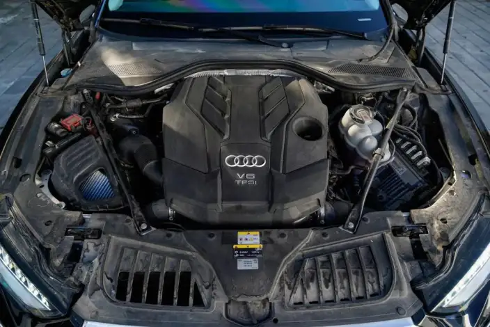 Audi A8 2022 Model A8L 50 TFSI quattro Comfort Model Collector Edition Edition – фото 7