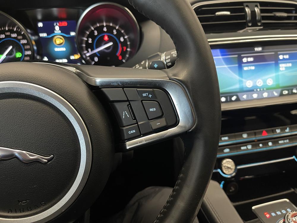 Jaguar F-PACE 2020 2.0T 4WD Urban Exclusive Edition – фото 19