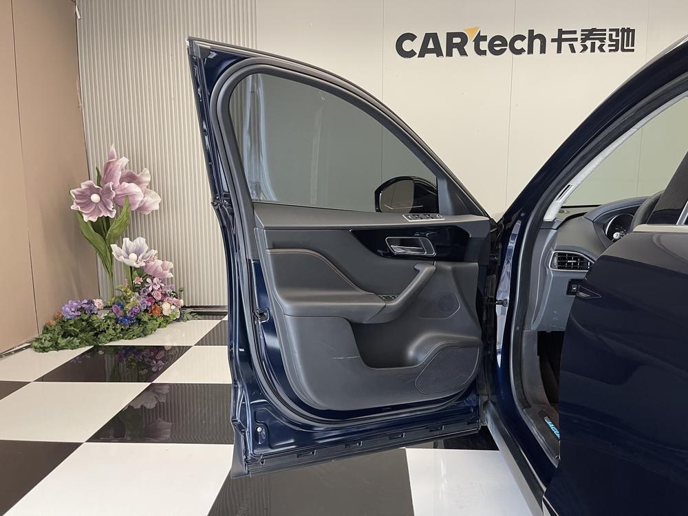 Jaguar F-PACE 2020 2.0T 4WD Urban Exclusive Edition – фото 23
