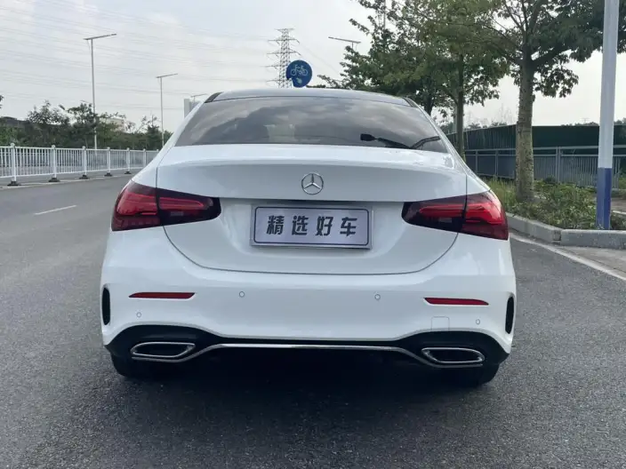 Mercedes-Benz A-class 2023 Model A 200 L Sports sedan Fashion Edition – фото 6