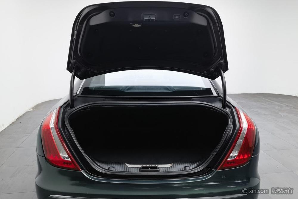 Jaguar XJ 2015 XJL 3.0 SC 2WD 全景 Business Edition – фото 23