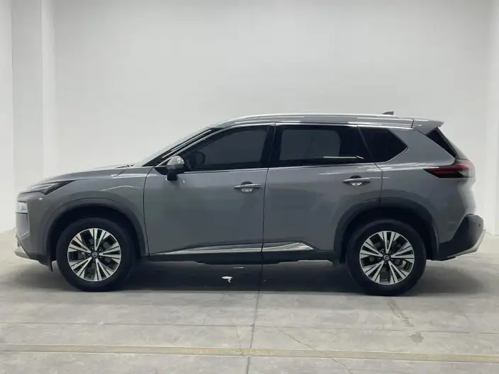 Nissan X-Trail 2021 Model VC-Turbo 300 CVT 4WD Exclusive Edition – фото 4
