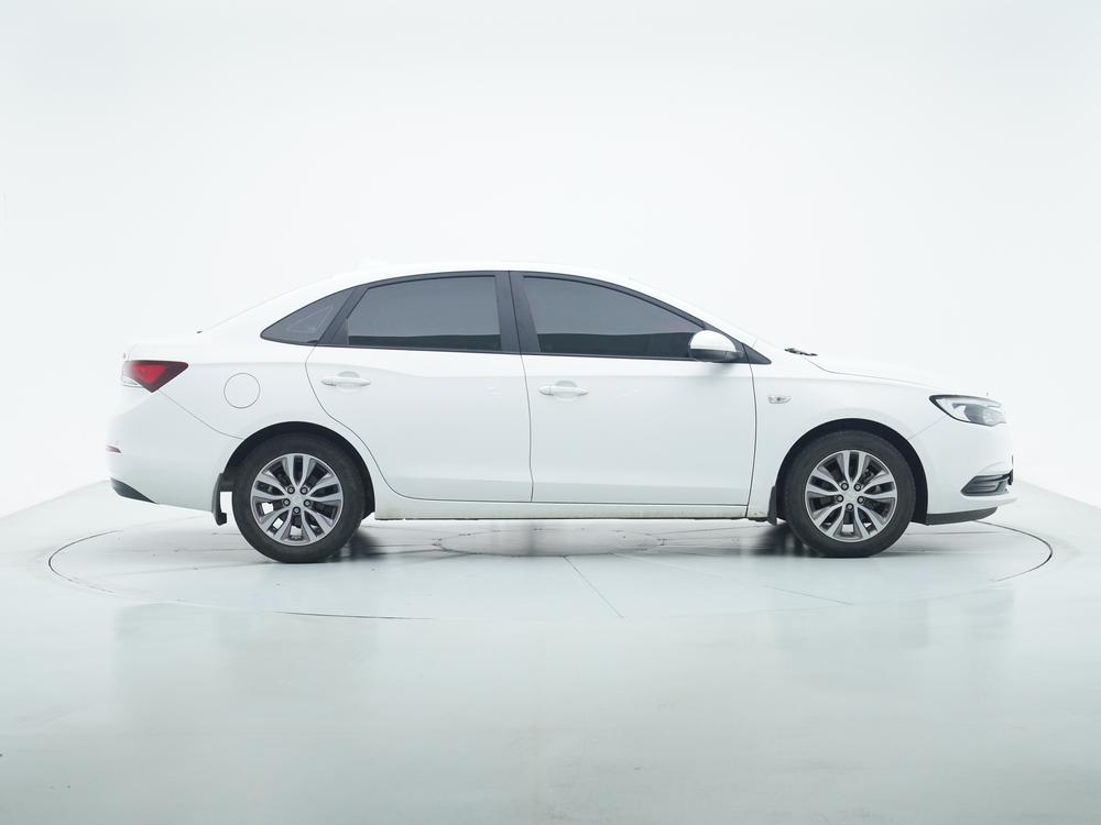 Buick Excelle 2019 18T Automatic Connected Elite China VI – фото 8