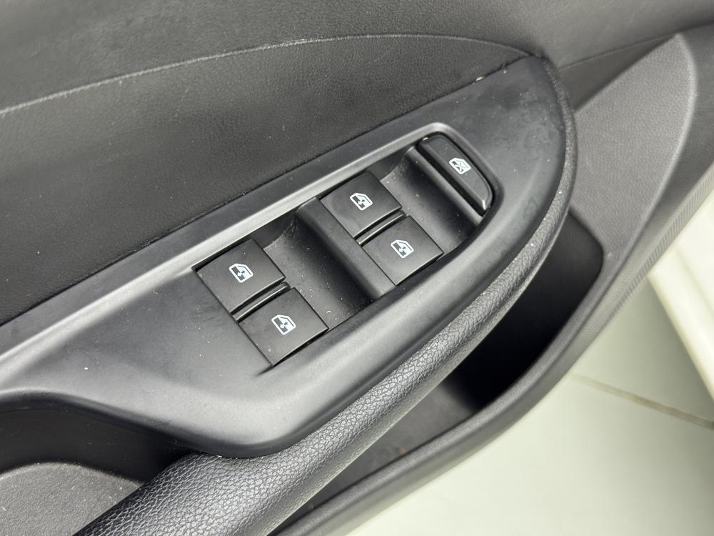 Buick Excelle 2019 18T Automatic Connected Elite China VI – фото 27