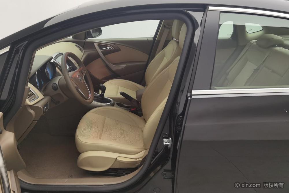 Buick Excelle 2013 GT 1.6L Manual Entry – фото 17