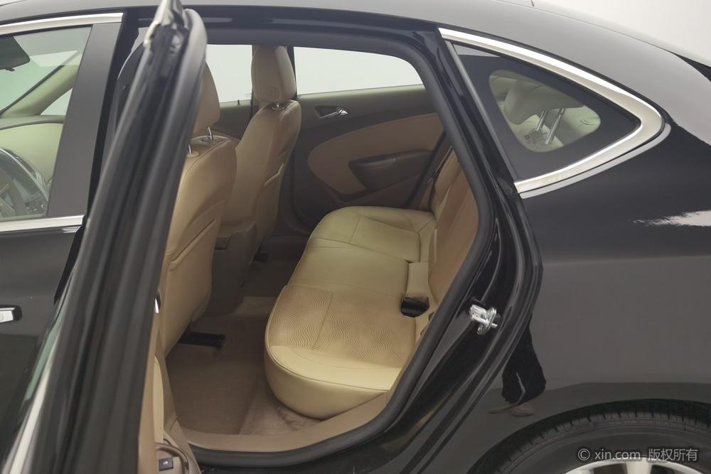 Buick Excelle 2013 GT 1.6L Manual Entry – фото 19
