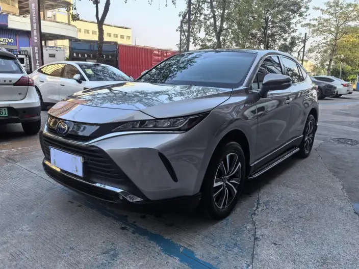 Toyota Harrier 2022 Model Hybrid 2.5L CVT 2WD Deluxe Edition – фото 1