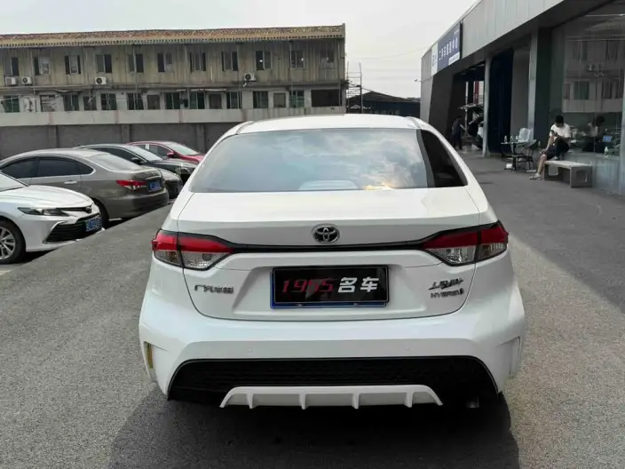 Toyota Levin 2022 Model Hybrid 1.8H E-CVT Sports Edition – фото 5