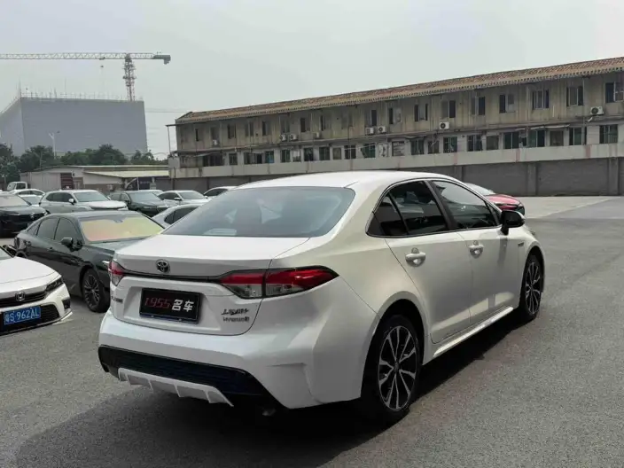 Toyota Levin 2022 Model Hybrid 1.8H E-CVT Sports Edition – фото 6