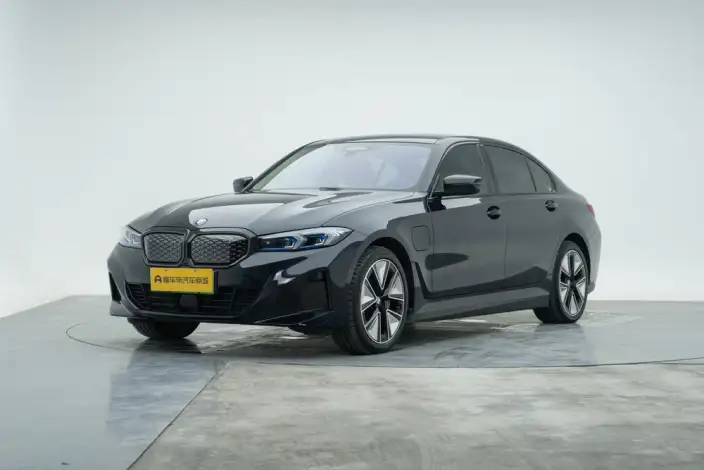 BMW i3 2025 Model eDrive40L Night Edition Sports Set – фото 1