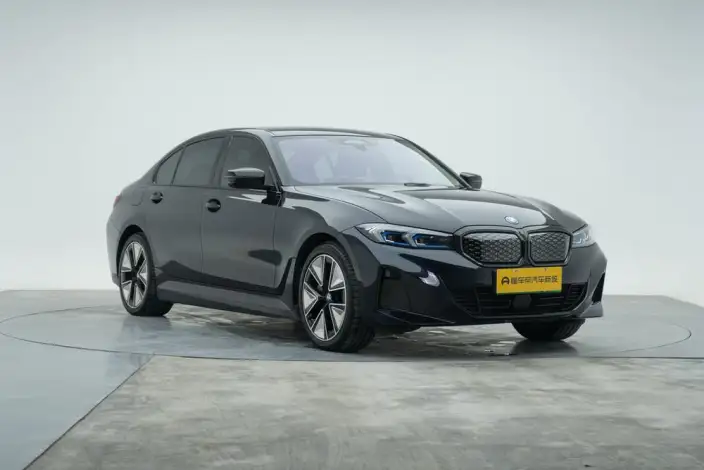 BMW i3 2025 Model eDrive40L Night Edition Sports Set – фото 3