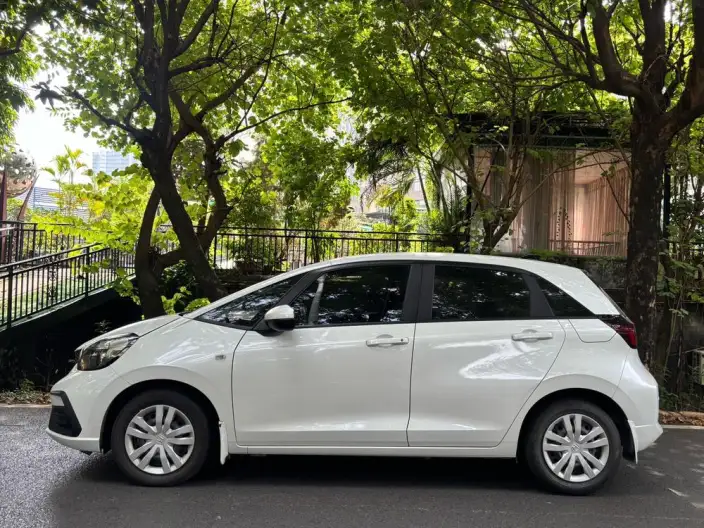 Honda Fit 2023 Model 1.5L CVT Tide Enjoy Edition – фото 3
