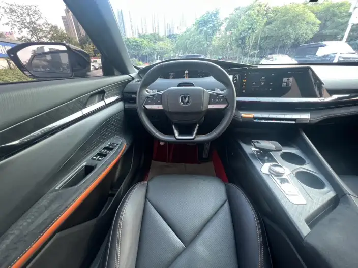 Changan UNI-V 2023 Model 1.5T Sports Edition – фото 9