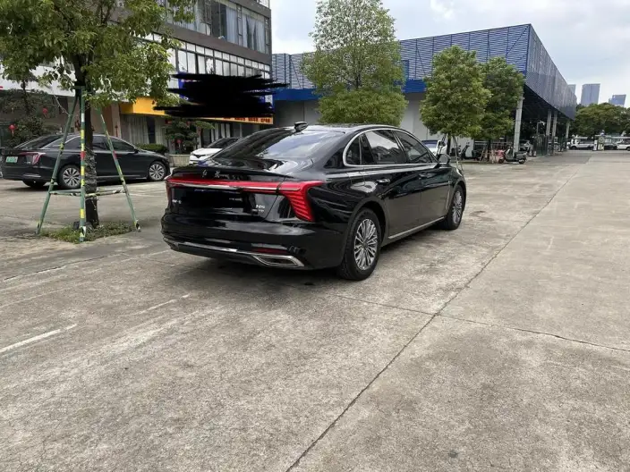 Hongqi H5 2024 Model 1.5T DCT Flag Rhythm Edition – фото 6