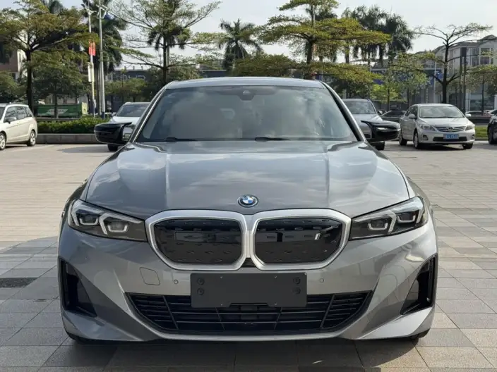 BMW i3 2022 Model eDrive35L – фото 2