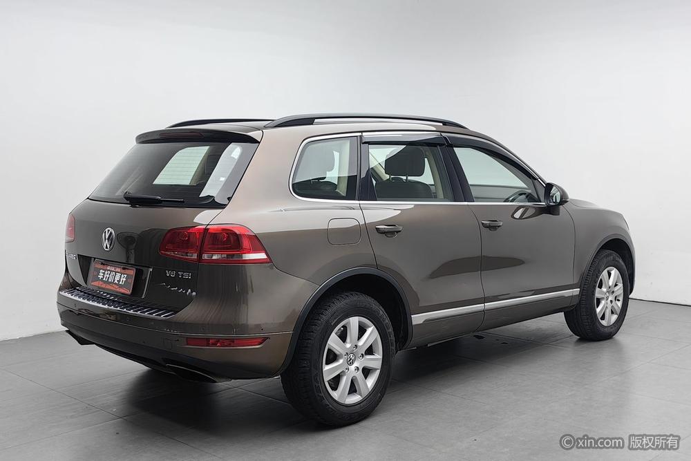 Volkswagen Touareg 2011 3.0 TSI Base – фото 4