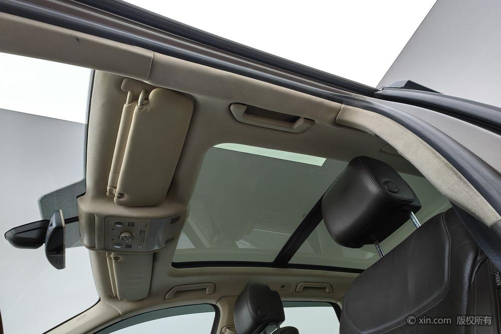 Volkswagen Touareg 2011 3.0 TSI Base – фото 20