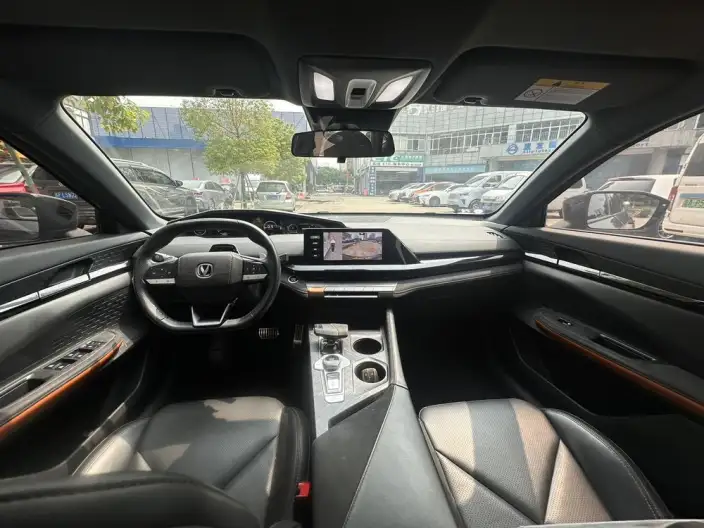 Changan UNI-V 2023 Model 1.5T Sports Edition – фото 9