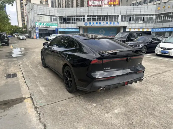 Changan UNI-V 2022 Model 1.5T Noble Model – фото 5