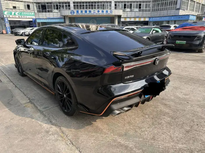Changan UNI-V 2023 Model 1.5T Sports Edition – фото 5
