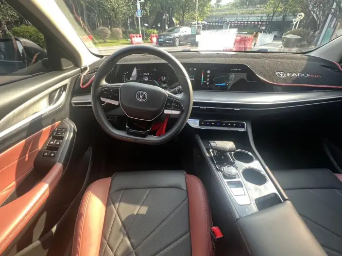 Changan Eado 2022 Model PLUS Blue whale NE 1.4T GDI DCT Noble Model – фото 7