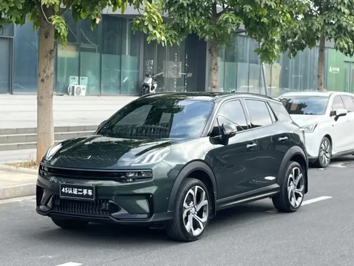 Lynk & Co 06 2023 Model Remix 1.5T Hero – фото 1
