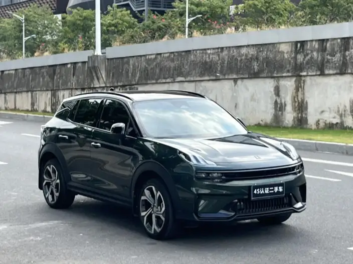 Lynk & Co 06 2023 Model Remix 1.5T Hero – фото 3