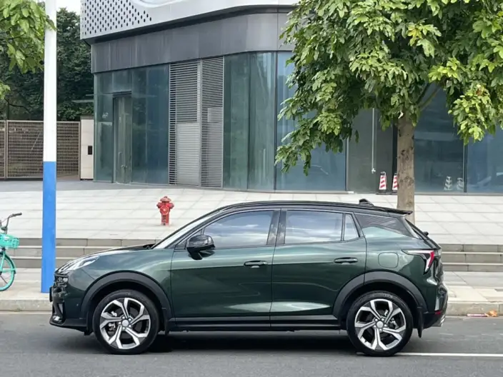 Lynk & Co 06 2023 Model Remix 1.5T Hero – фото 4