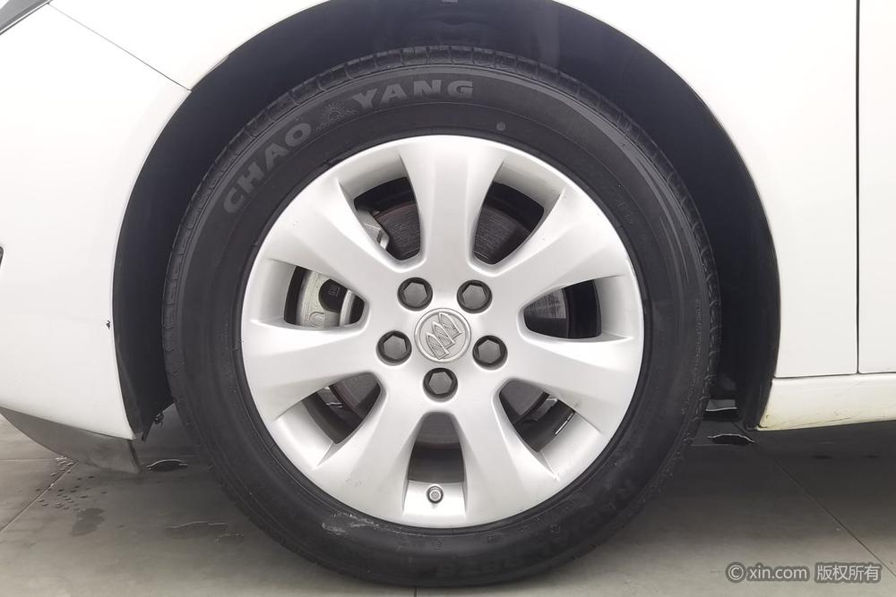 Buick Regal 2015 1.6T Leading Technology – фото 12