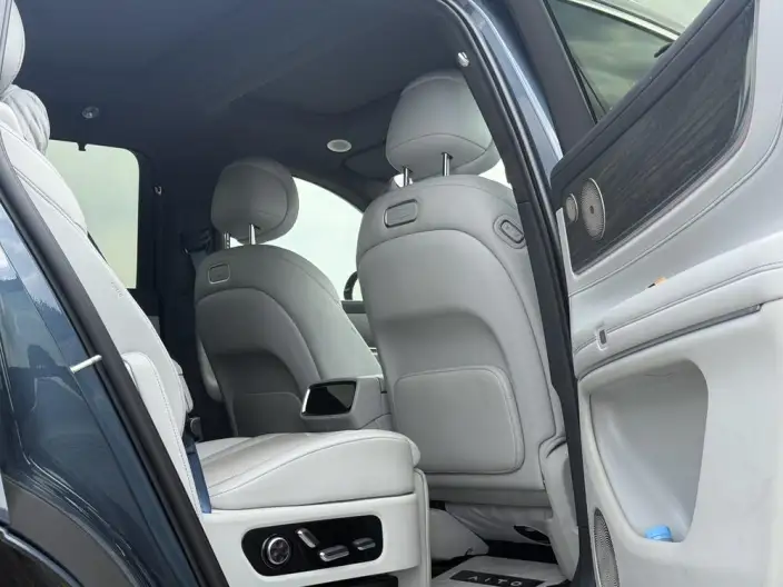 Aito M9 2024 Model Extended Range Ultra VI seat Edition – фото 10