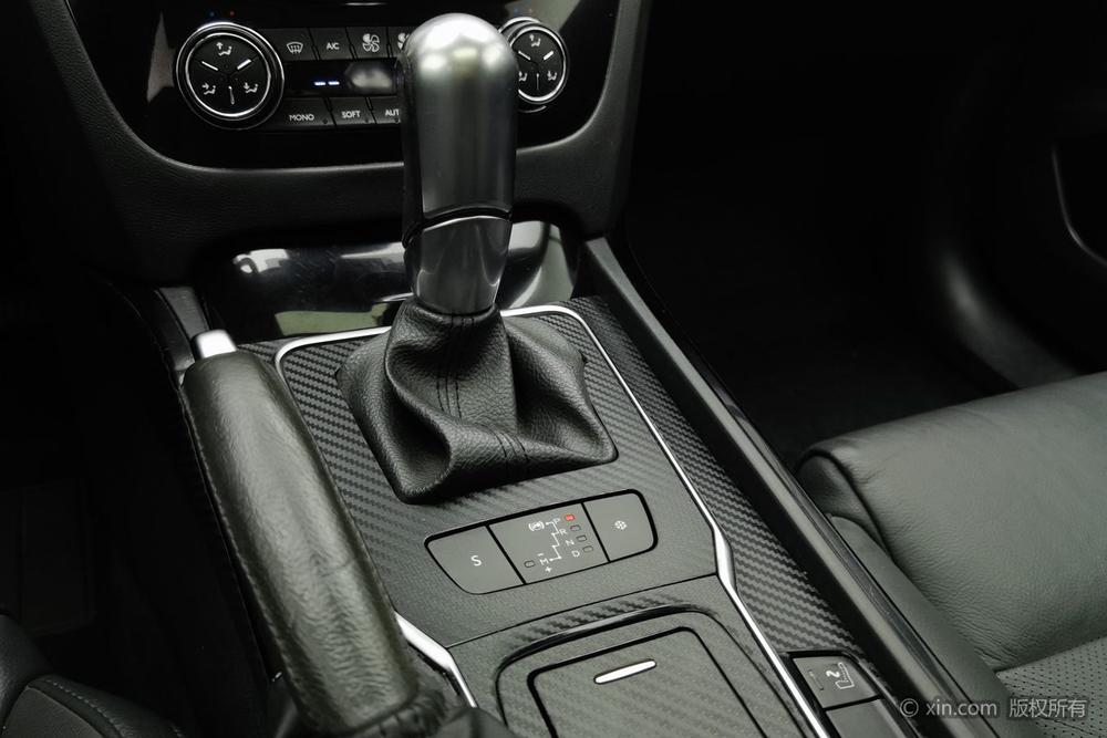 Peugeot 308 2013 2.3L 2 Anniversary Memorial автоматическое Ultimate Edition – фото 16