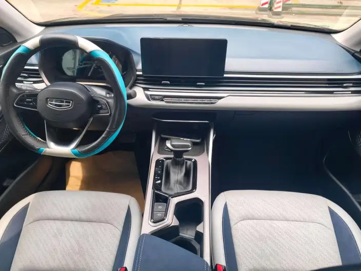 Geely Emgrand 2022 Model No. 4 Gen 1.5L CVT Elite Model – фото 6