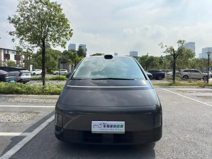 Li Auto MEGA 2024 Model Ultra Edition – фото 8