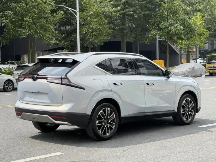 GAC Trumpchi GS4 2024 Model MAX 1.5TGDI Ultimate Edition – фото 6