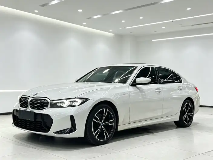 BMW 3 Series 2023 Model 325i M Sports Set – фото 1