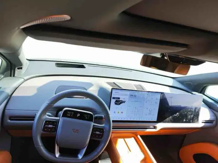 Li Auto i8 2025 Model Standard Edition – фото 8