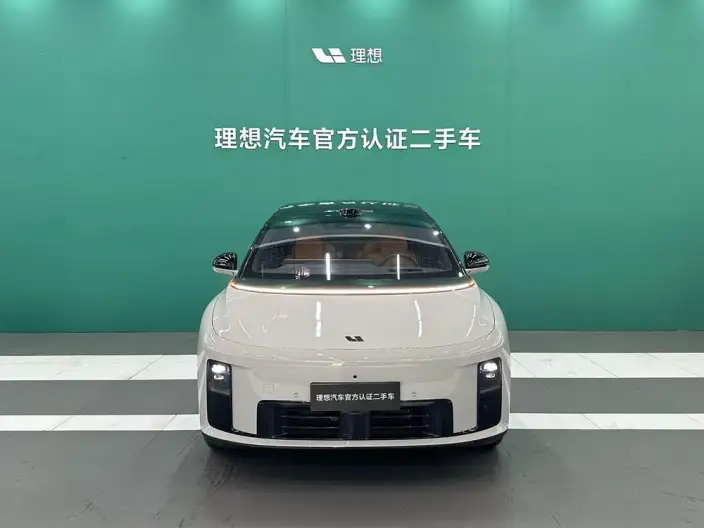 Li Auto i8 2025 Model Standard Edition – фото 2