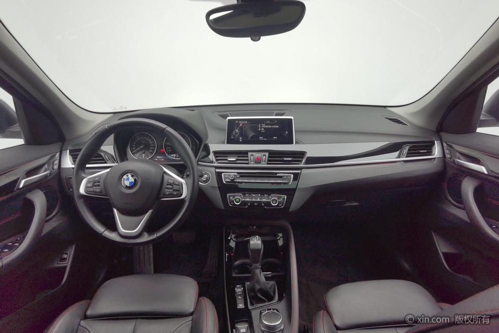BMW X1 2016 xDrive20Li Luxury – фото 12