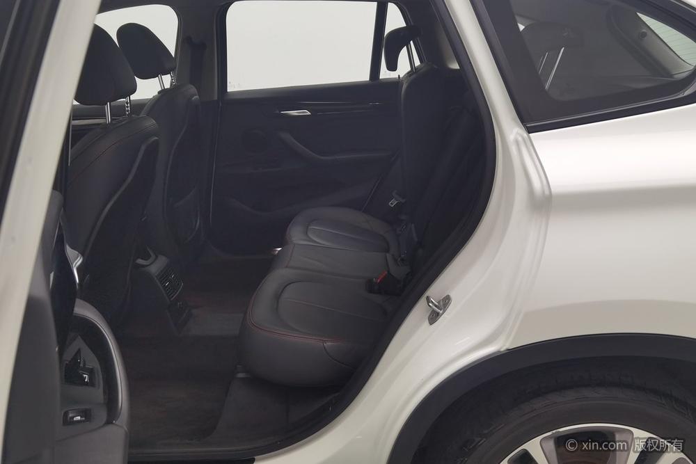 BMW X1 2016 xDrive20Li Luxury – фото 19