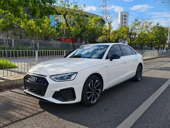 Audi A4 L 2023 Model 40 TFSI Luxury Dynamic Model – фото 1