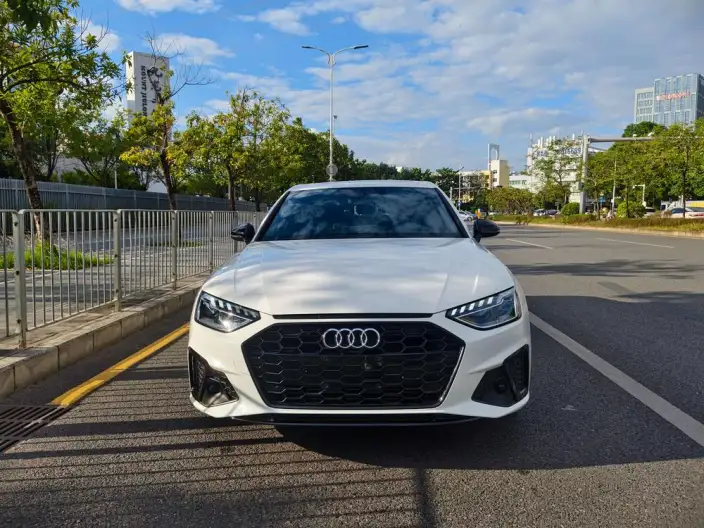 Audi A4 L 2023 Model 40 TFSI Luxury Dynamic Model – фото 2