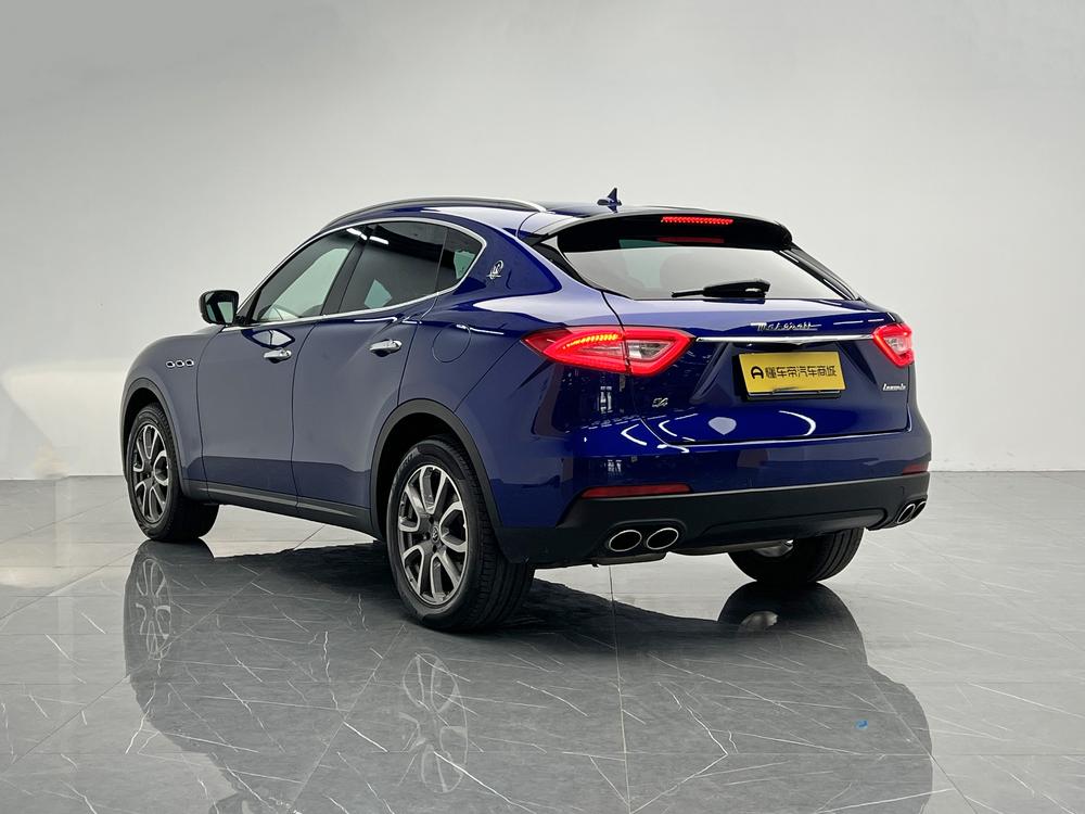 Levante 2019 3.0T 350Hp Standard Edition Country VI – фото 5