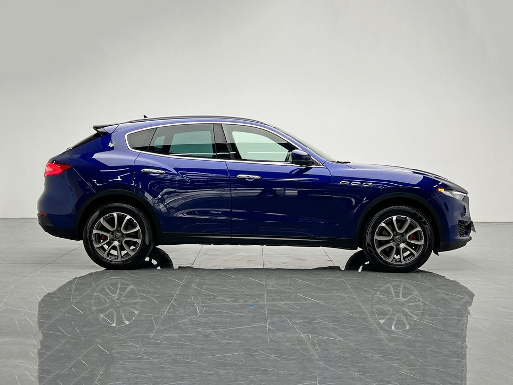 Levante 2019 3.0T 350Hp Standard Edition Country VI – фото 8