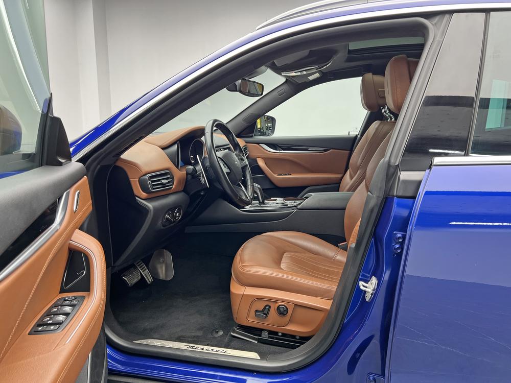 Levante 2019 3.0T 350Hp Standard Edition Country VI – фото 17