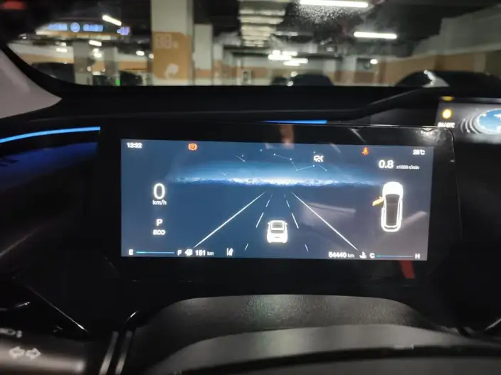 Changan Auchan Z6 2022 Model Blue whale 1.5T DCT Smart Edition Model – фото 6