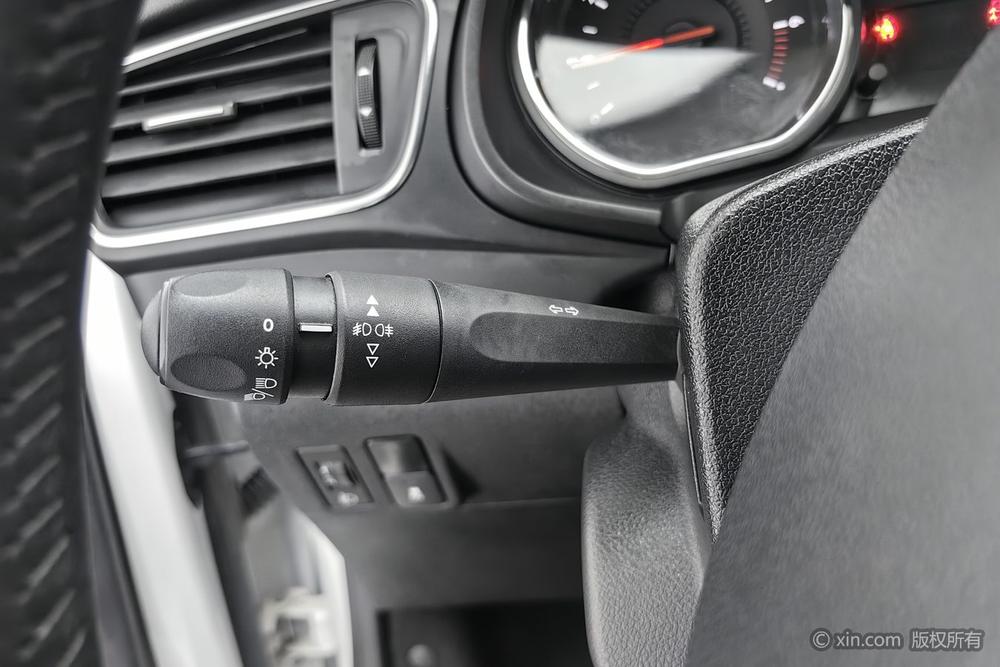Citroën C3-XR 2015 1.6L автоматическое Pioneer type – фото 16